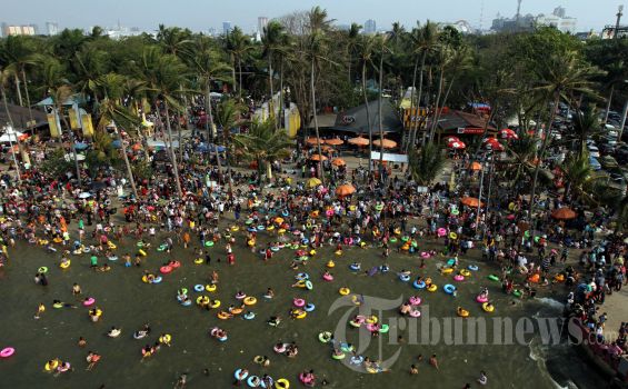 Ancol Padat Pengunjung