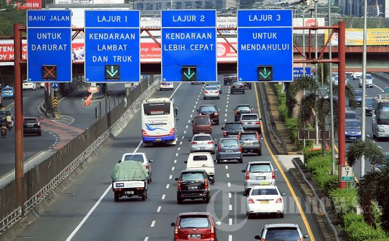 Arus Lalulintas di Ruas Jalan Tol di Sejumlah Titik Lancar