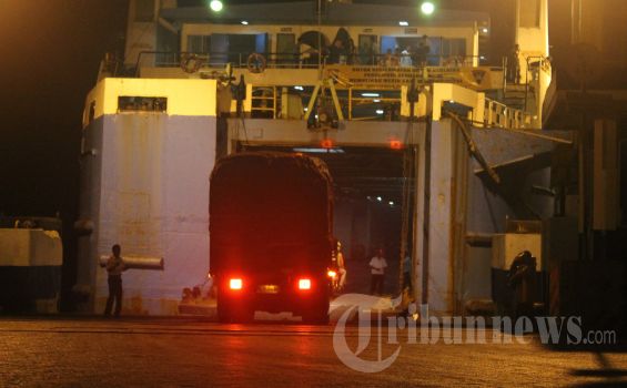Pelabuhan Bakauheni Lengang Malam Ini