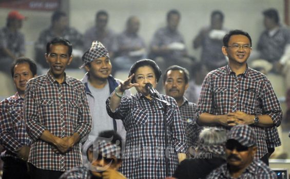 Jokowi Dampingi Megawati di TPS 31