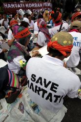 KPK Jadwal Ulang Pemanggilan Hartati 12 September