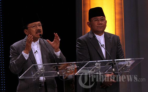 Persiapan Foke-Nara: Banyak Berdoa dan Nyekar