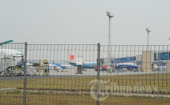 Kabut Asap Lumpuhkan Bandara Jambi