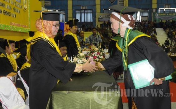 Unair : Wisuda Tetap Digelar 20 - 21 Oktober