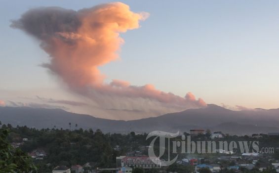 Gempa Tremor Gunung Lokon Terus Terekam