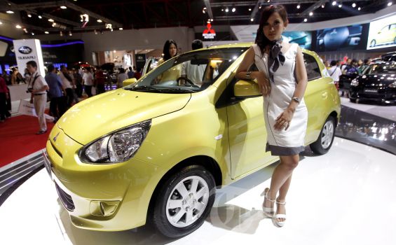 Bulan Puasa, Outlander Sport dan Mirage Didiskon