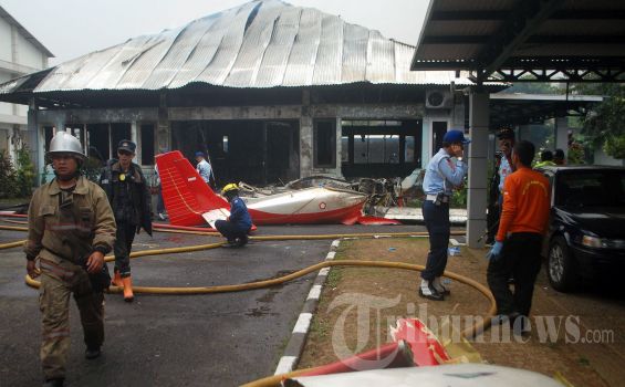 Co Pilot Toni Hartono Dimakamkan di TPU Ciharum