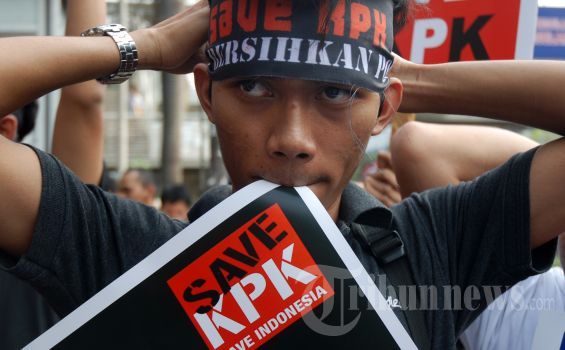 SBY Harus Panggil Polisi untuk Atasi Pelemahan KPK