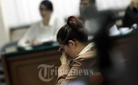 Rosa Dipukuli dan Diancam Ditembak oleh Nazaruddin Cs