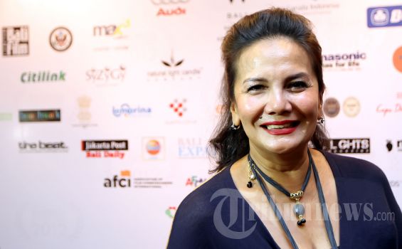 Kiat Kunci Hidup Bahagia Christine Hakim