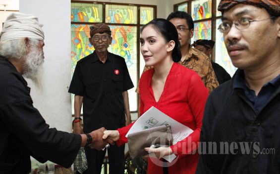 Rieke Diah Pitaloka Ditelepon Megawati