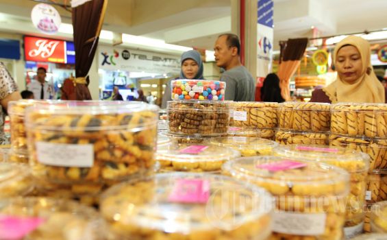 Jelang Tahun Baru Omset Kue Kering Naik 70 Persen
