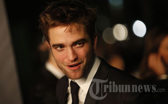 Robert Pattinson Diusulkan Jadi Pemeran James Bond Baru Usai Terpilih Jadi Batman