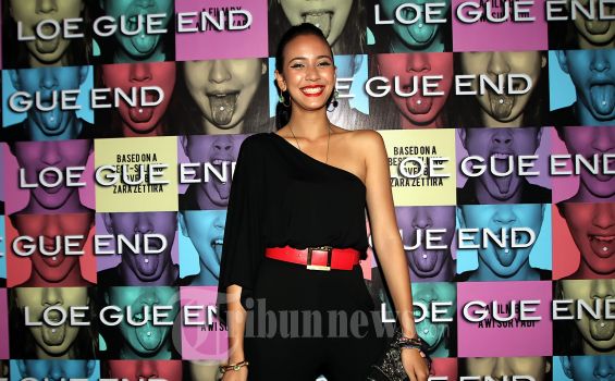 Nadine Alexandra Lebih Memilih Perawatan Rambut Natural