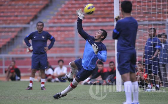 Endra Prasetya Sudah Bisa Dijadikan Kiper Nomor Satu