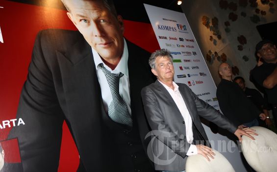 Deretan Lagu Romantis di Konser David Foster, Jumat Malam