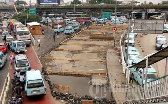 Angkot Tidak Masuk Terminal Penyumbang Kemacetan