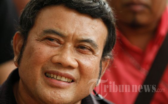 Jokowi Tertawa Dengar Pencapresan Rhoma Irama