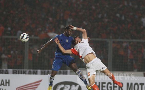 Thiery Gathuessi Perpanjang Daftar Cedera Pemain Arema
