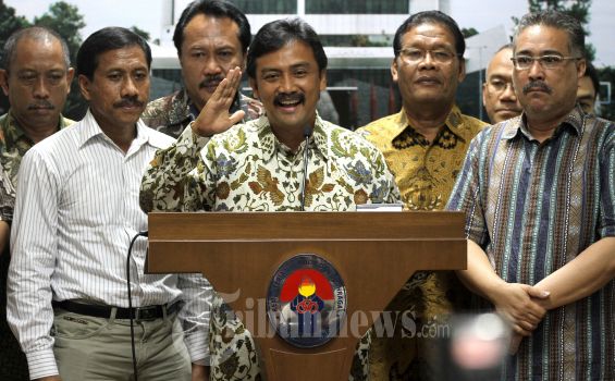 Ruhut: Demokrat Tak Akan Lindung Andi Mallarangeng