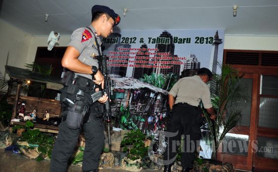 Polsek Turunkan Aparat Amankan Gereja di Jatinegara