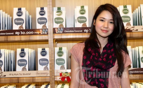 Owen Jadi Kado Terindah Buat Laura Basuki