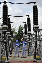 Di Malili Lampu Padam 8 Jam