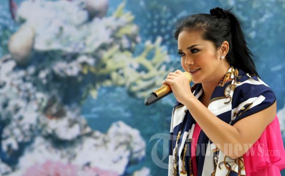Krisdayanti dan Raul Sepakat Buka Bisnis Kecil-kecilan