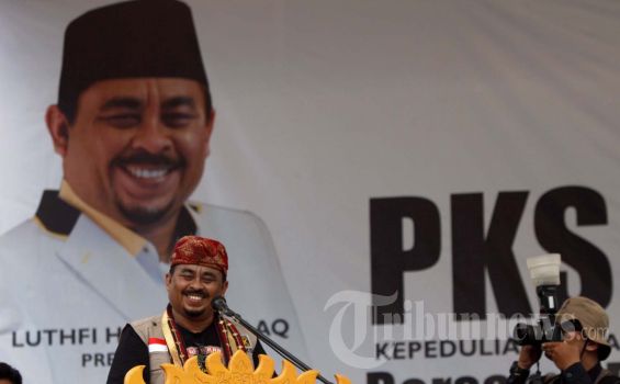 PKS Gelar Konferensi Pers Sikapi Penetapan Tersangka Luthfi Hasan