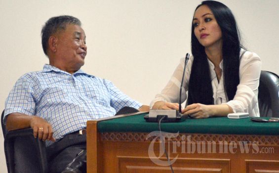KPK Kecewa Angie Divonis Rendah
