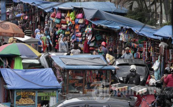 PKL Kota Madiun Keluhkan Pajak Warung