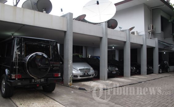 Roy Suryo Miliki 50 Mercy Hasil Mencicil