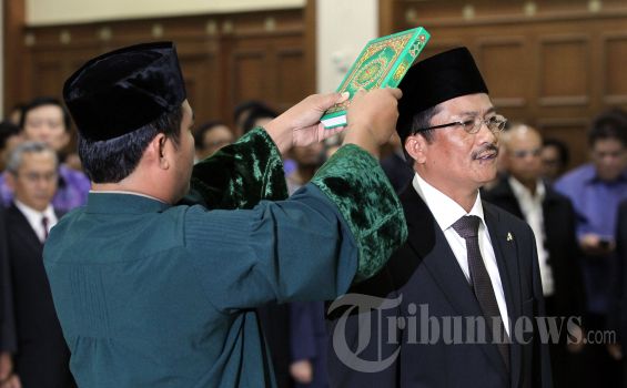 Karir Cemerlang Dosen Teladan ITB Berujung di KPK