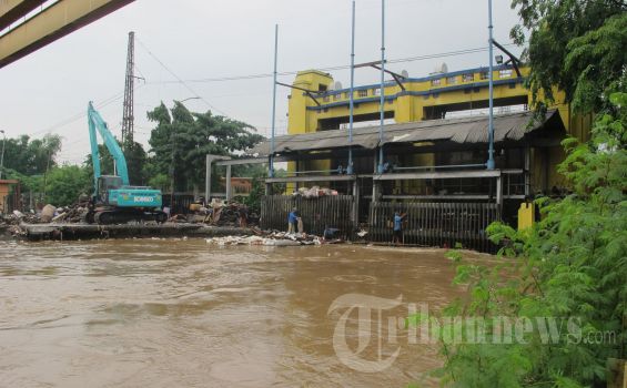 Pintu Air Manggarai ke Arah Istana Belum Dibuka, Ini Penyebabnya