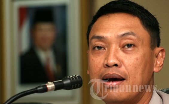 Timur Pradopo Kenal Firman Gani Sebagai Senior Pekerja Keras