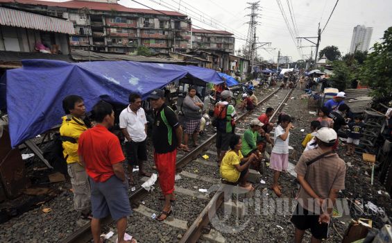 Alfamart Salurkan Bantuan kepada Korban Banjir