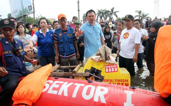 Diterjang Banjir, Rumah Ahok di Pluit Terisolir
