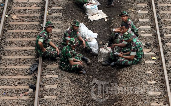 Selasa, Jalur Kereta Latuharhary Normal Kembali
