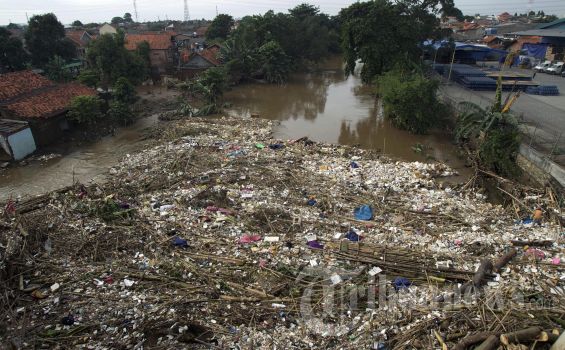 Tahun Ini Kementerian PU Keruk Kali Ciliwung