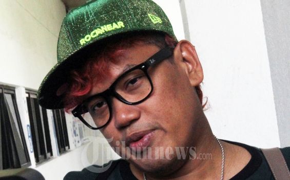 Dikunjungi Uya Kuya, Raffi Ahmad Koprol