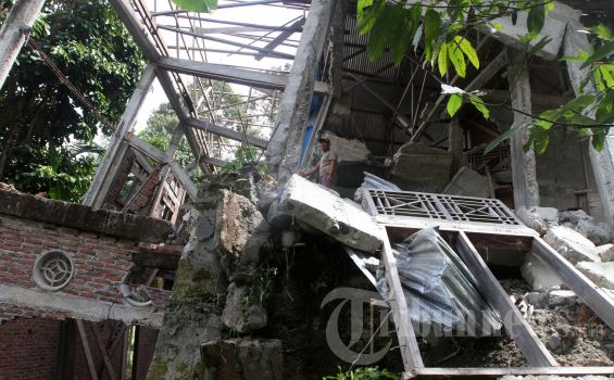 Bangunan Roboh Saat Gempa di Pidie Jaya Akibat Salah Konstruksi