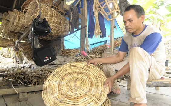 Siapkan Insentif ke Industri Setengah Jadi dan Sektor Ritel
