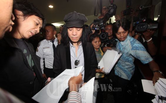Slank Batal Ajukan Judicial Review UU Keramaian