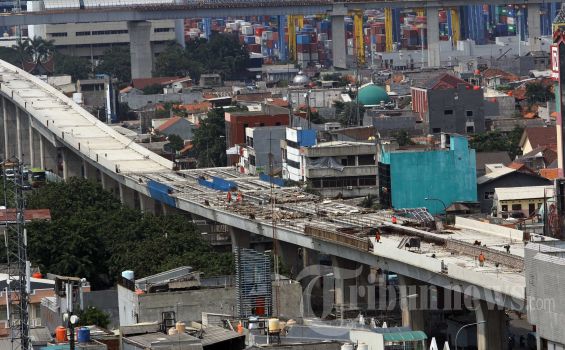 Jokowi Tak Ingin Terlibat Jauh Soal Ganti Rugi Tol JORR West 2