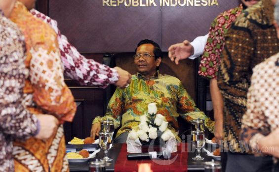 Mahfud MD : Persilakan Operasi Militer di Papua