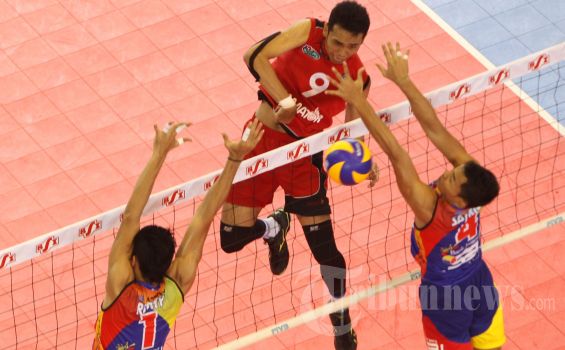 Samator Berburu Pemain Asing