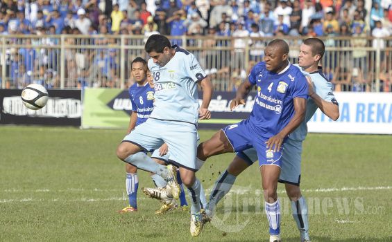 Pemain Asing Persela Tinggal Roman Golian