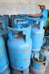 Harga Elpiji Batal Naik Bukan Karena Harga Premium Mau Naik