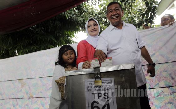 PKS Impor Deddy Mizwar ke Jawa Timur Kampanyekan Pasangan Karsa