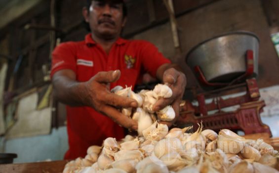 Di Surabaya Harga Bawang Putih Rp 50 Ribu Per Kilogram